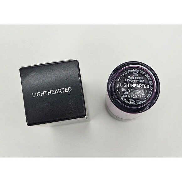 Younique Lucrative Lip Gloss Lighthearted New in Box - Picture 3 of 6